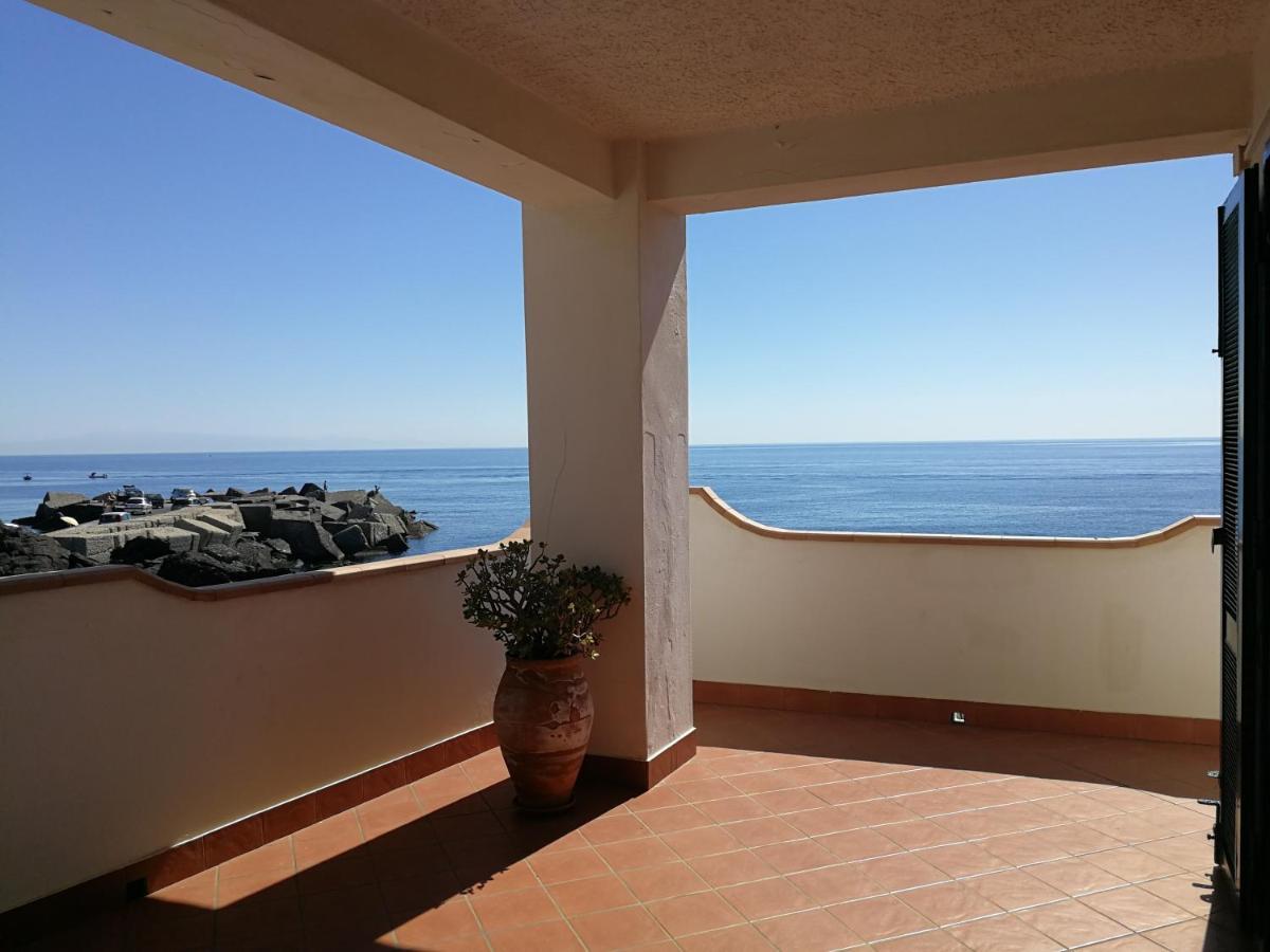 Villa Stella Del Mare Ачиреале Екстер'єр фото
